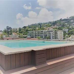Golfe Juan - 5min Des Plages - Parking Privée - Piscine Rooftop Vallauris